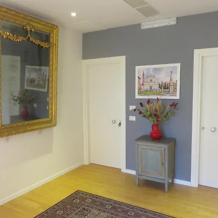 アパート ル スタチュ *